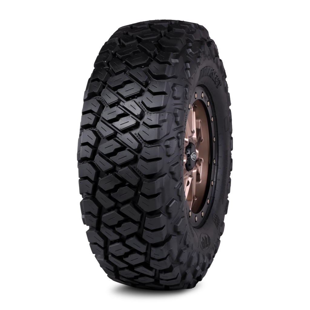 Imagen de llantas ITP Tires para UTV, RZR y X3, optimizadas para terrenos 4x4, offroad, Polaris y Can-Am, ideales para rutas todoterreno