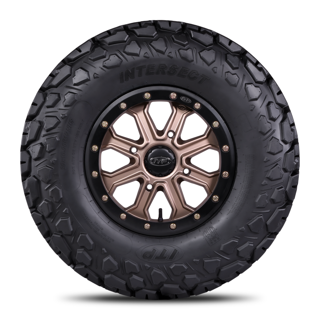 Imagen de llantas ITP Tires para UTV, RZR y X3, optimizadas para terrenos 4x4, offroad, Polaris y Can-Am, ideales para rutas todoterreno