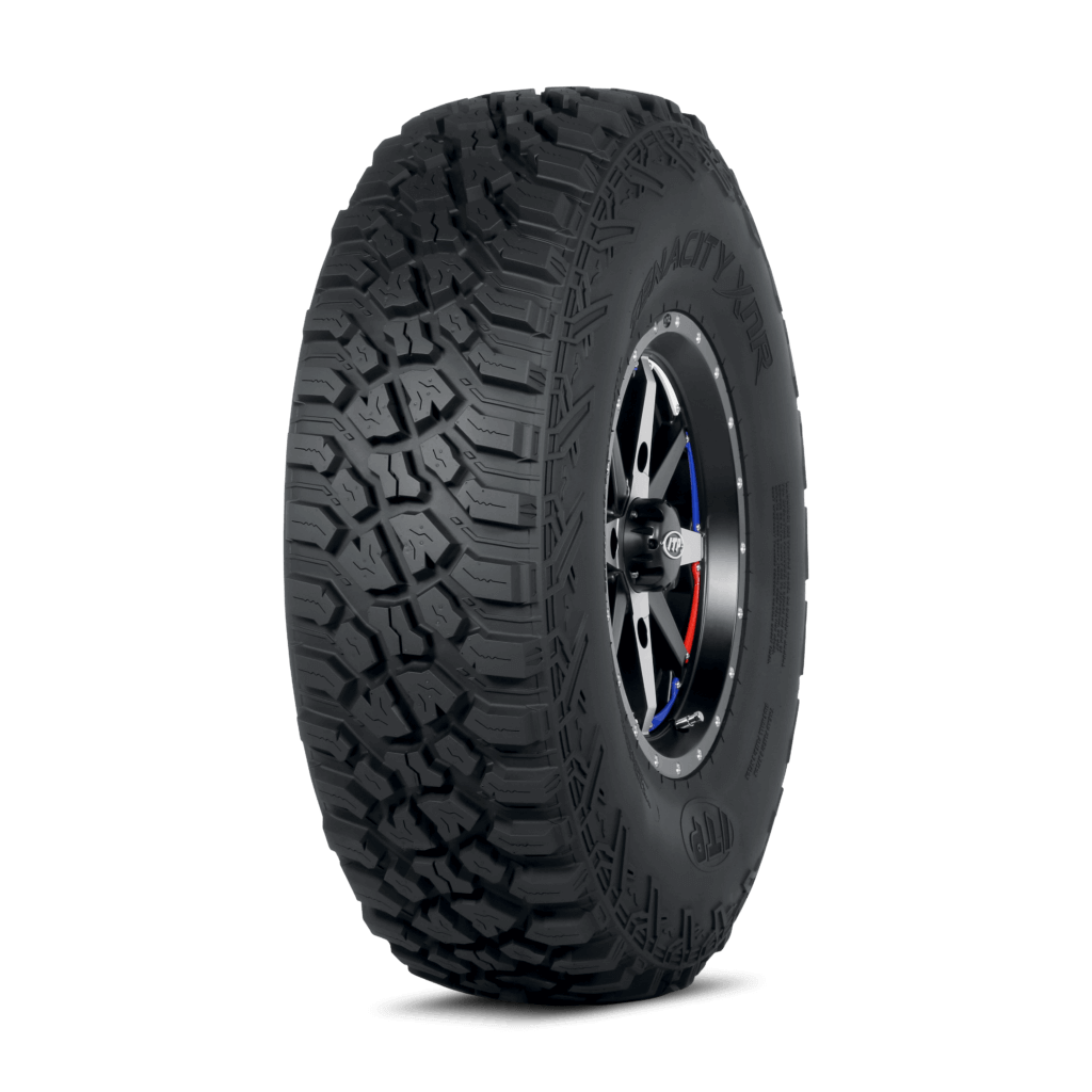 Imagen de llantas ITP Tires para UTV, RZR y X3, optimizadas para terrenos 4x4, offroad, Polaris y Can-Am, ideales para rutas todoterreno